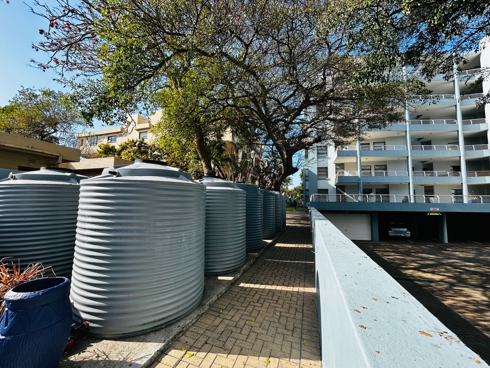 5 Bedroom Apartment for sale in the Heart of Uvongo image 4